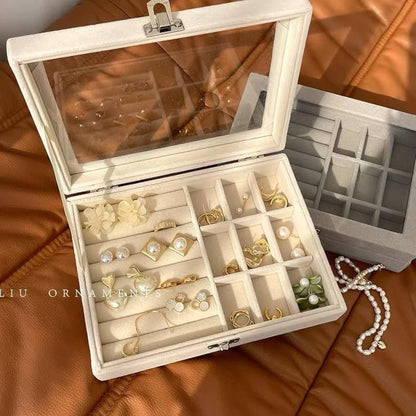 Elegant Jewelry Organizer – Keeps Your Jewelry Sparkling Longer