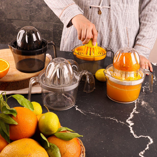 Mantual Acrylic Orange juicer,Orange Squeezer And Jug 2 IN 1-1 Piece